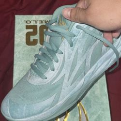Lamelo Shoes Size 9.5