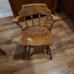 Set of 4 Chairs
