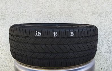 Bridgestone 235/45/20 Tire