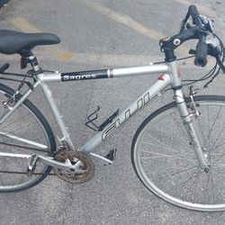 700 x 35c Tires Fuji Sagres Bicycle,  I Don't Share My Phone Number.