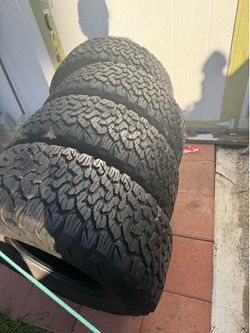 LT33-12.5-R15” Bfgoodrich All Terrain K02 Tires