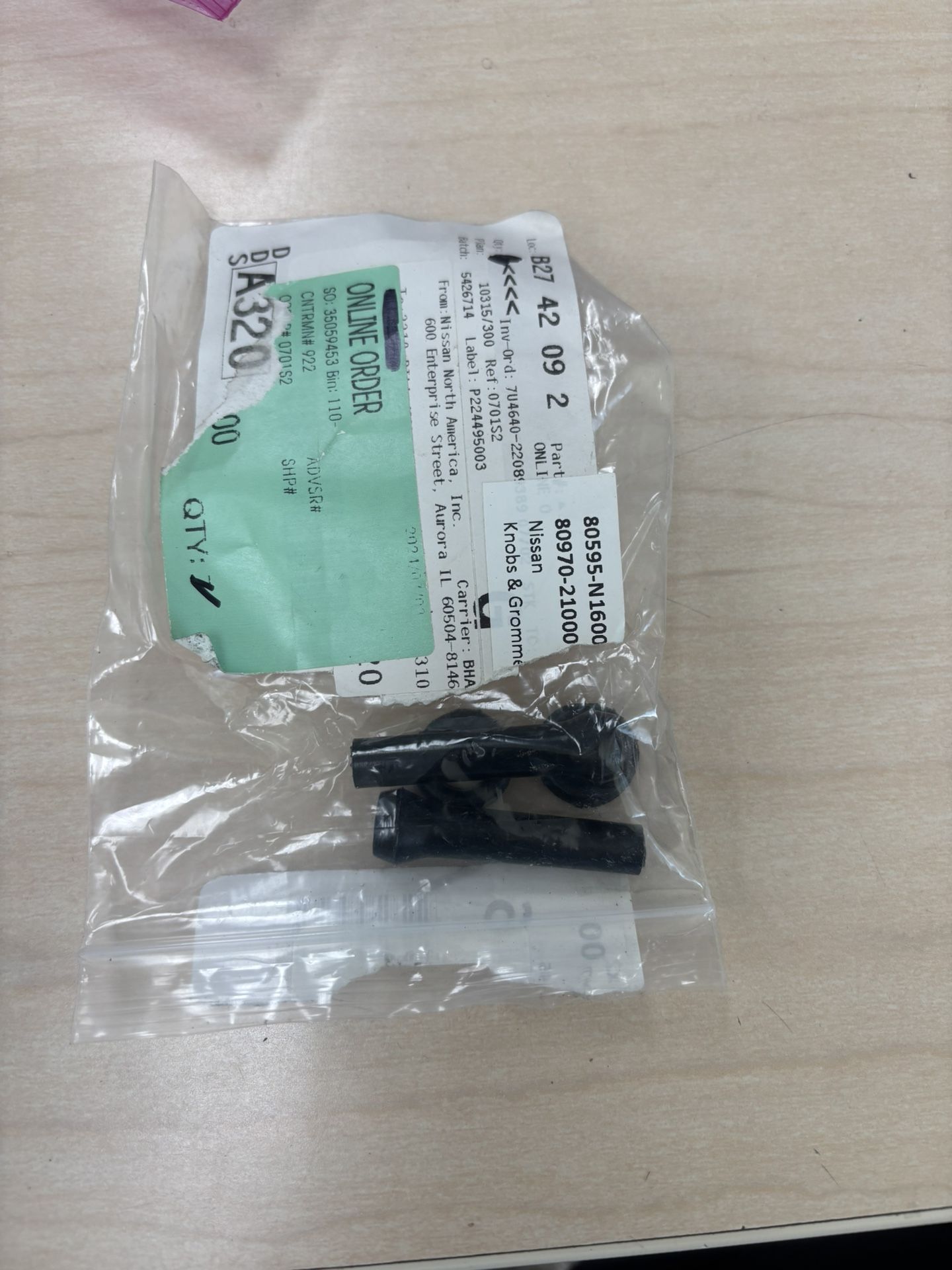 Datsun 620 Door Lock button