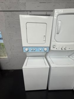 Whirlpool Stackable Washer and Dryer Laundry