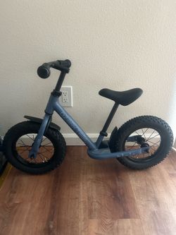 Toddler bike no pedals