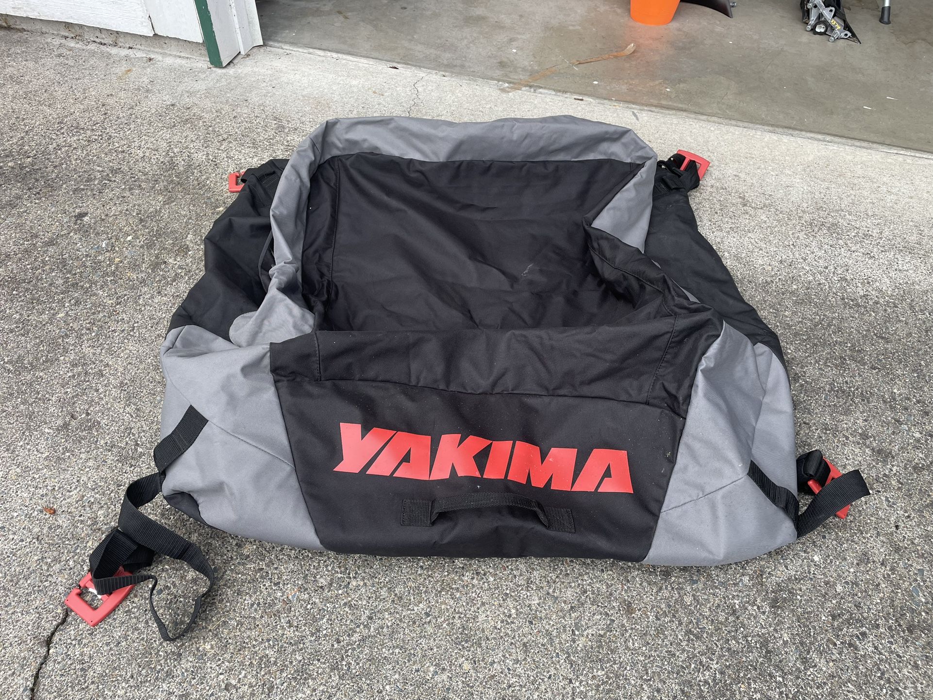 Yakima Roof Cargo Bag
