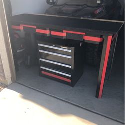 Heavy Duty Work Bench and Under Tool Chest
