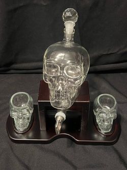 Skeleton Decanter Set