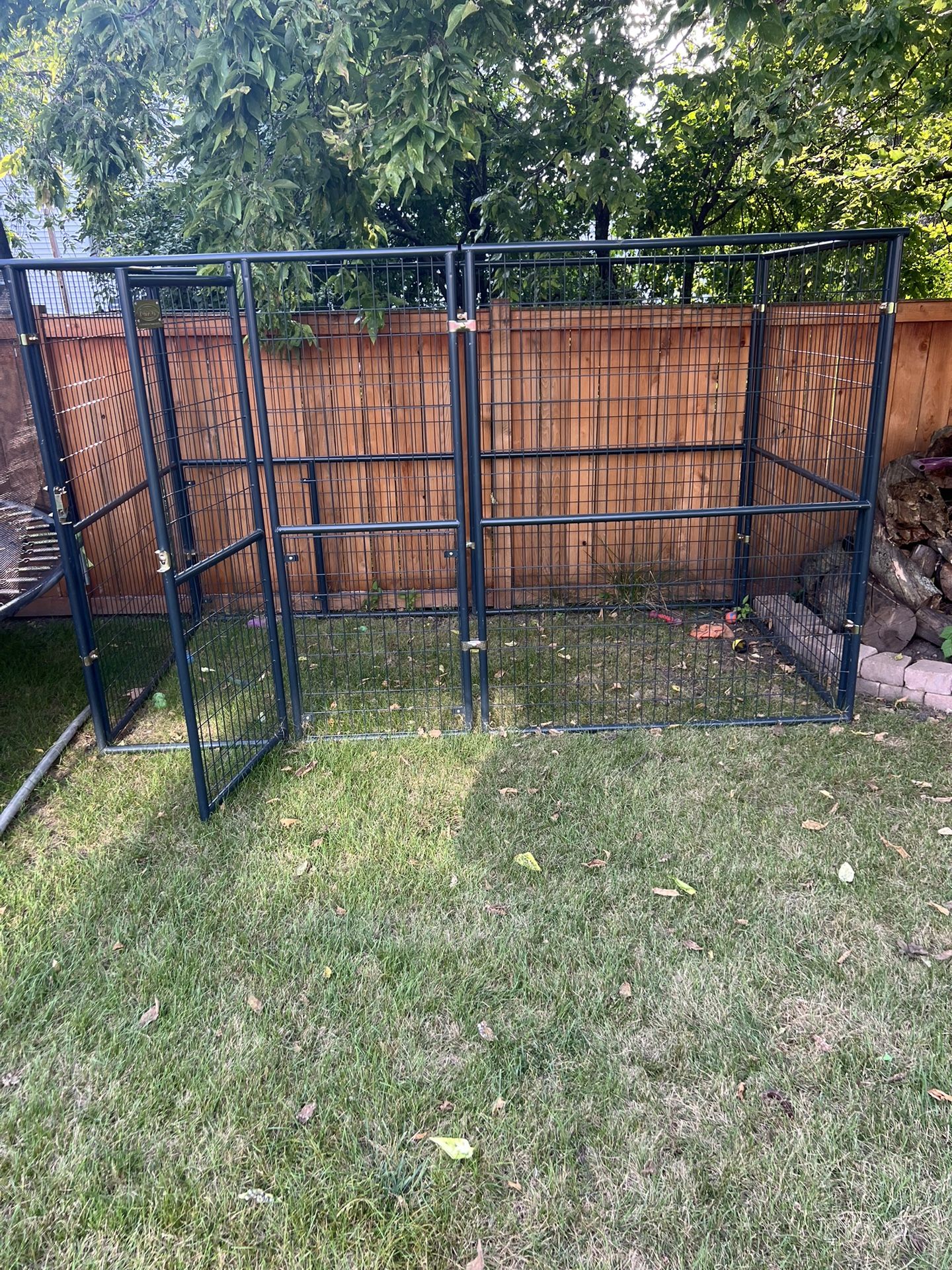 Retriever Dog Kennel