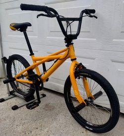 1998 SE Racing Quadrangle Freestyle  20" BMX Bike