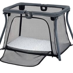 Chicco Alfa Lite Lightweight Travel Playard