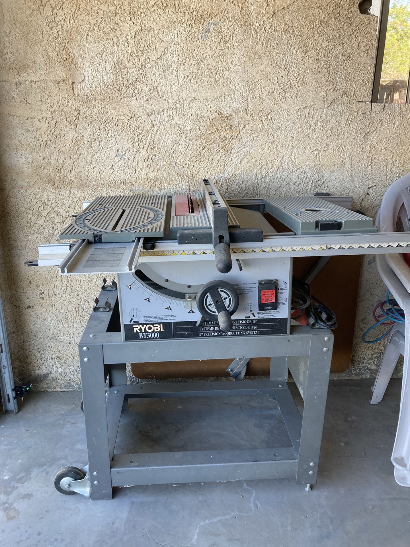 Ryobi Bt3000 Table Saw for Sale in Apple Valley, CA OfferUp