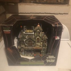 Miniature Haunted Mansion 
