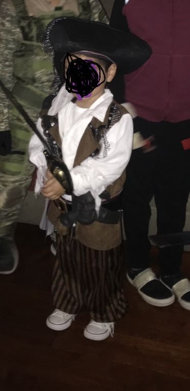 Pirate Costume size 5-6