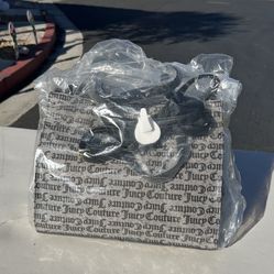 ❤️🎅💚Juicy Couture Satchel/Purse(NEW)