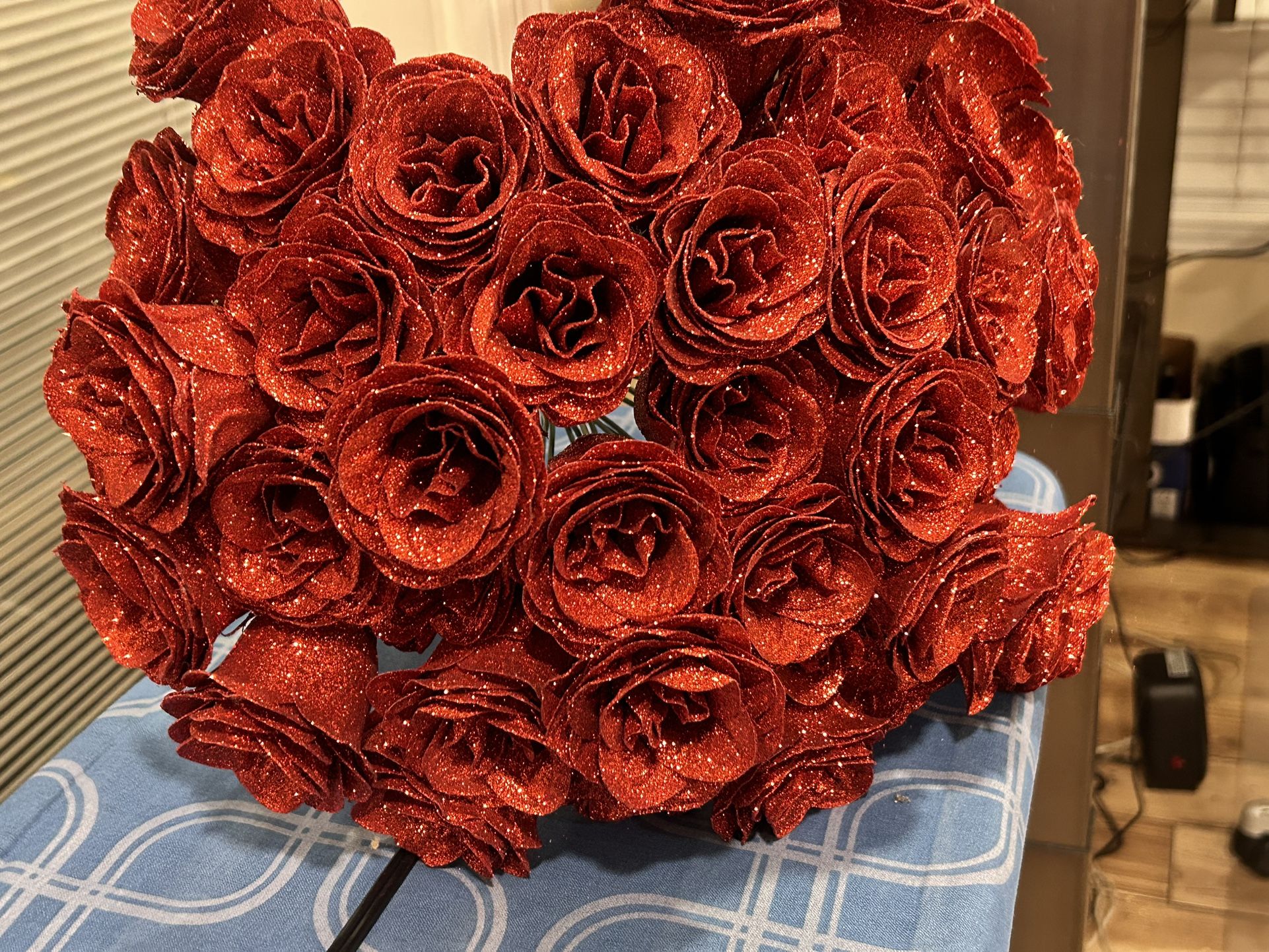 24 Forever Roses