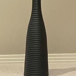 IKEA HAVTORN FARM Decorative Floor Vase - 35”(90 cm) Black