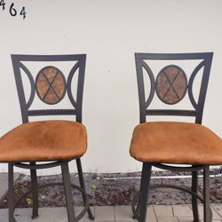Bar Height Swivel Chairs 