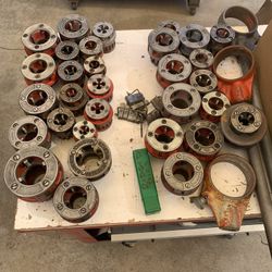 17 good pipe threader dies head and 12 with chip or missing dies, 3 ratchet head. $225.00. For all