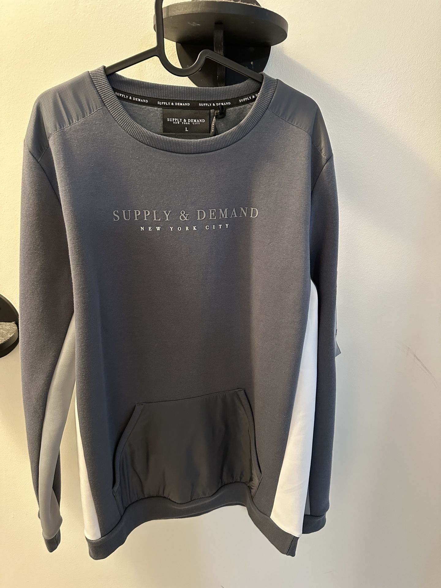 Stay Warm - Supply & demand sweatshirt - Rare , new and unused in large 