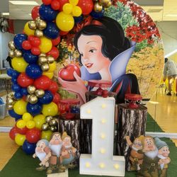 Snow White princess party decoration