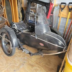 Cozy Rocket Sidecar for Motorcycle 