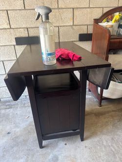 Dinning table