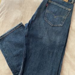 MEN’S LEVI’S 