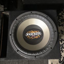 Kicker 12 CVR