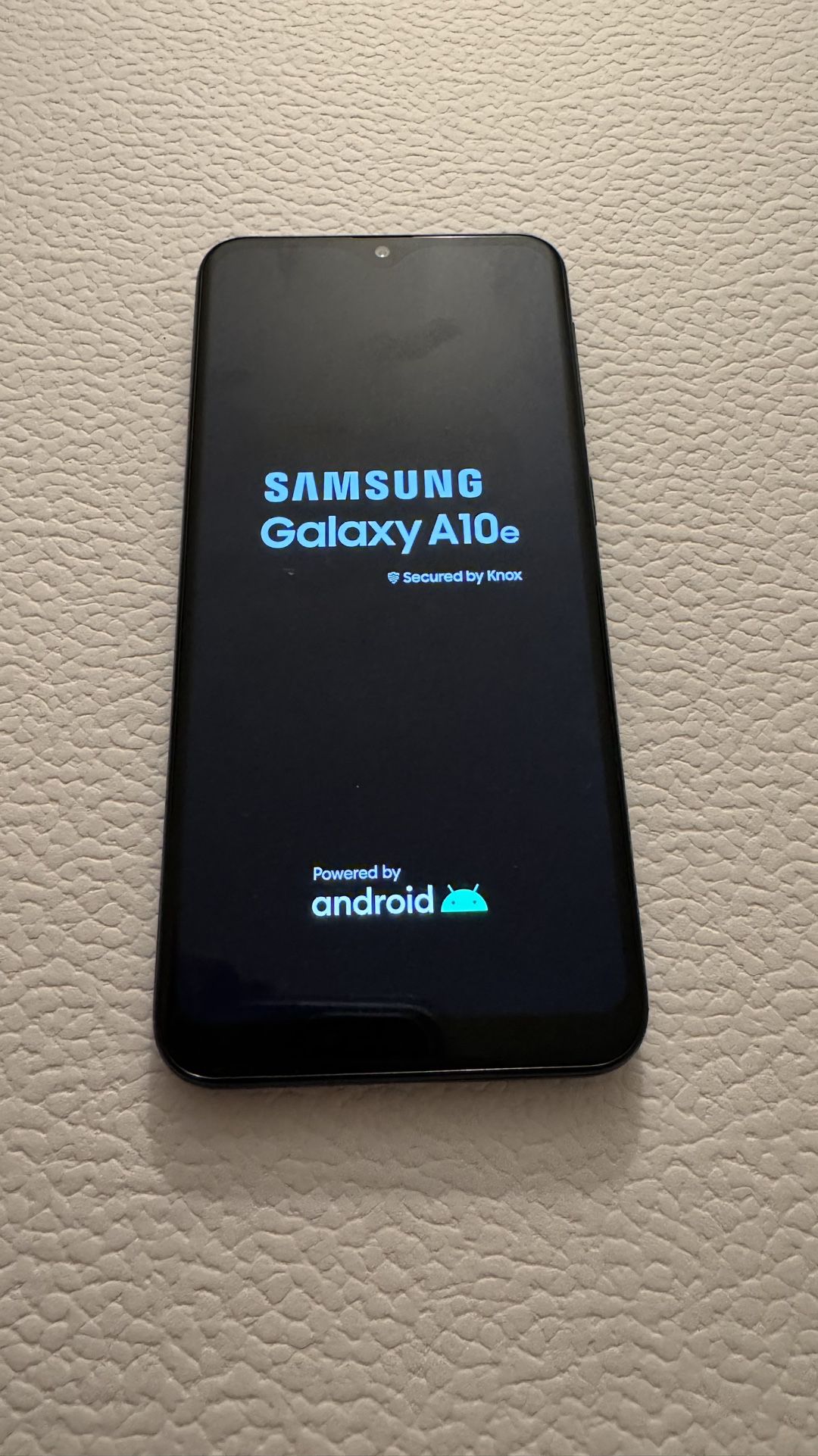 Samsung Galaxy A10e (locked, For Parts)
