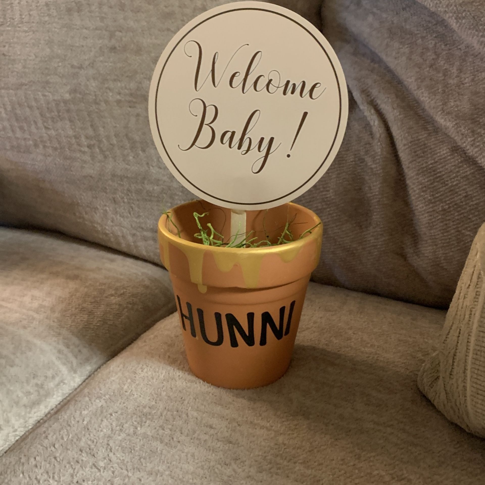 Winnie The Pooh Hunni Pot Centerpieces