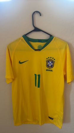 brazil national futbol team jersey medium size