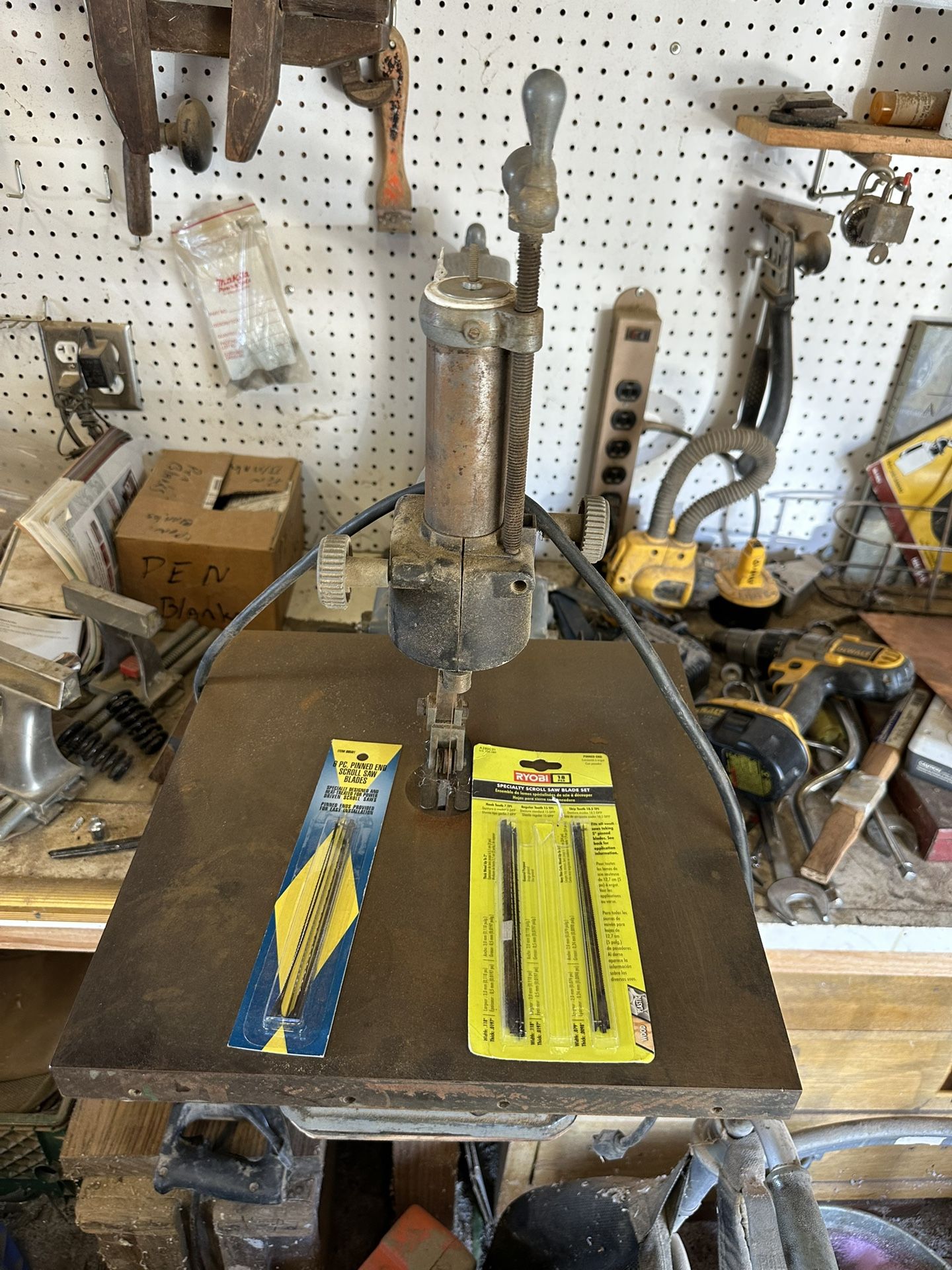 Old Craftsmen Scroll Saw