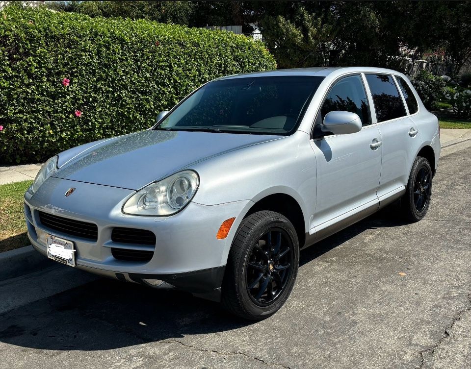 2004 Porsche Cayenne