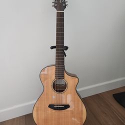 Breedlove Pursuit-12 Natural 12 String Acoustic Electric Guitar

