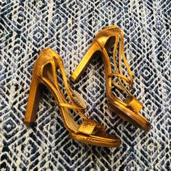 Chloe heels size 39