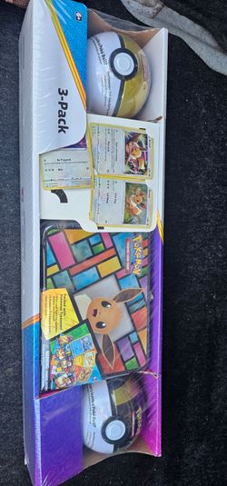 Pokemon Eevee Evolutions 3-Pack Treasure Chest Tin & 2 PokeBalls -Costco