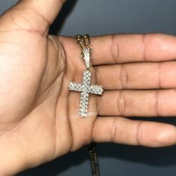 10kt Diamond Cross Pendant 