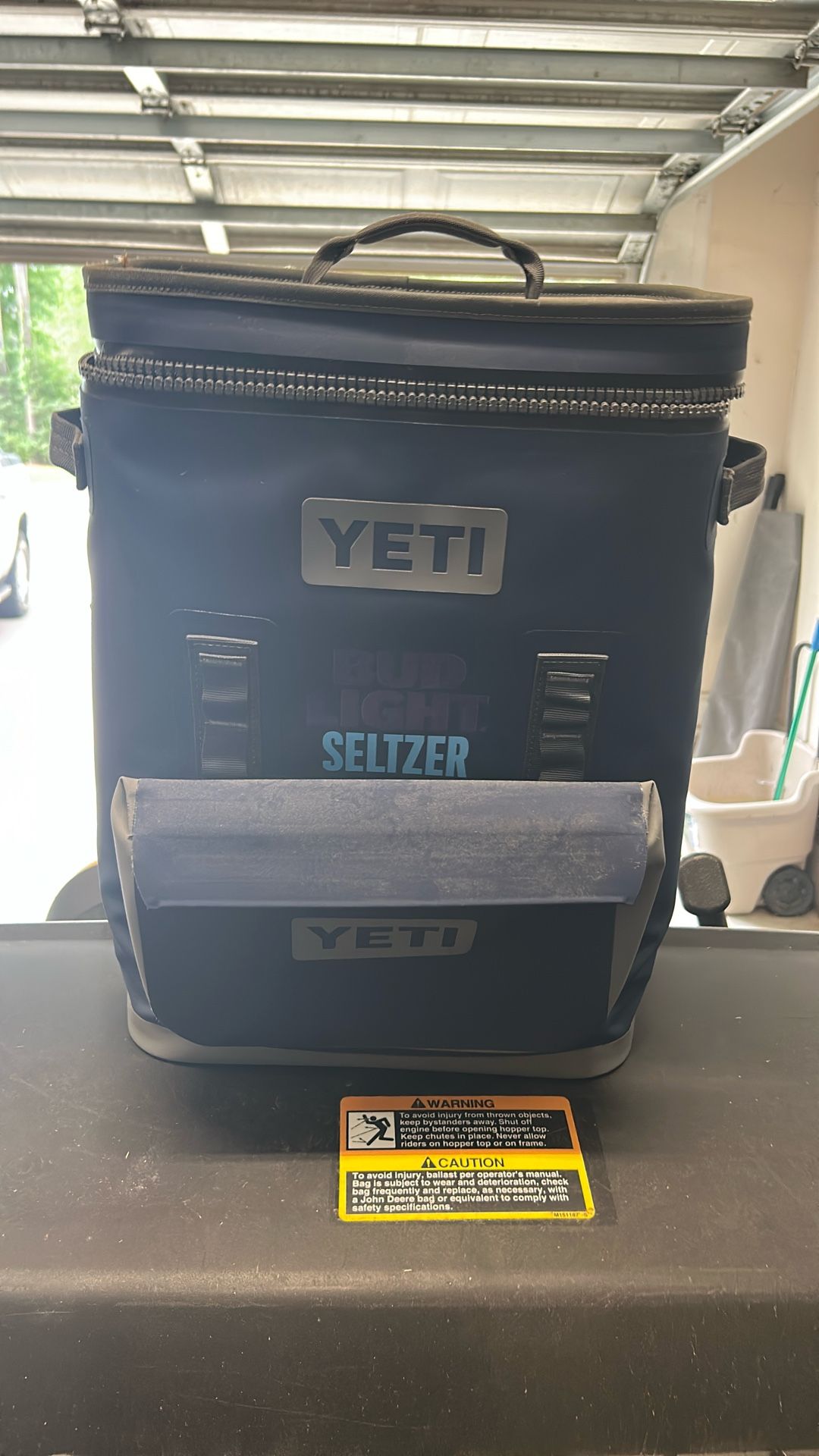 Yeti Back Flip 24. 