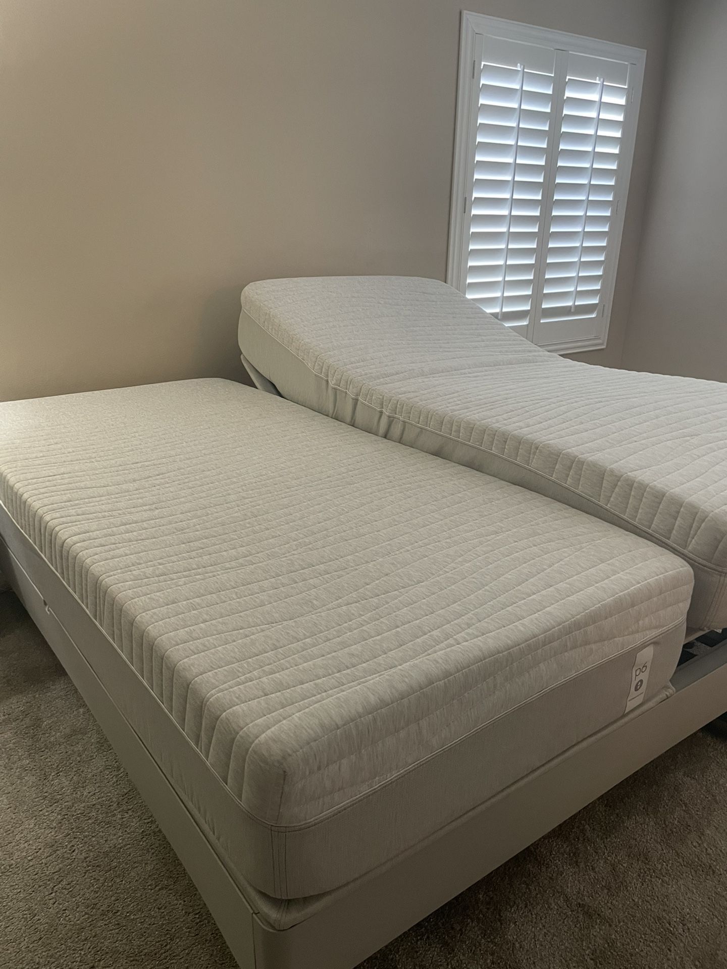 Sleep Number 360 P6 Smart Bed Split King for Sale in Santa Clarita, CA