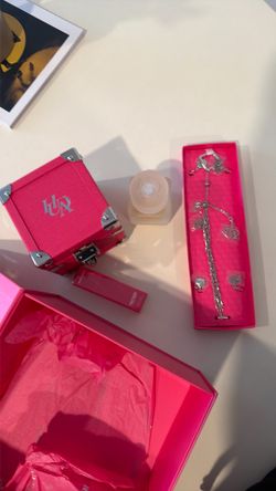 Huda Beauty Intense