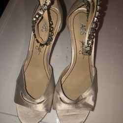 ABS Allen Schwartz Satin And Rhinestone Heels Sz 8