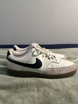 Men’s Nike court vision low