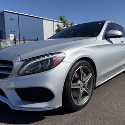 2015 Mercedes-Benz C 300