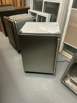 U-Line Outdoor Undercounter Beverage Refrigerator