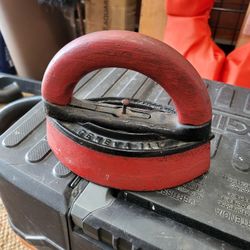 Howell Co Vintage Iron