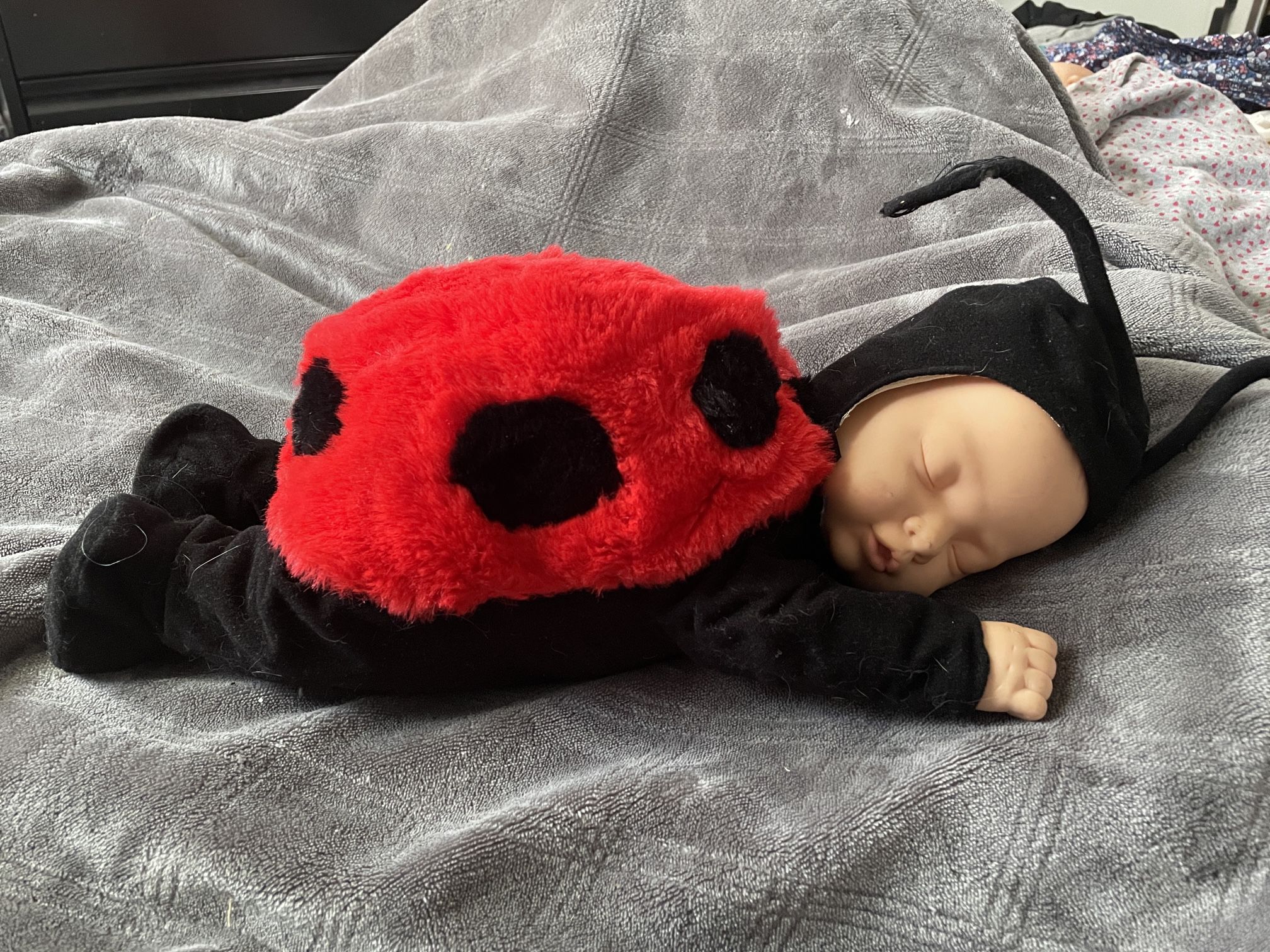 Vintage ANNE GEDDES - BABY LADYBUGS 14" DOLL (Unimax Toys, 1997) Newborn