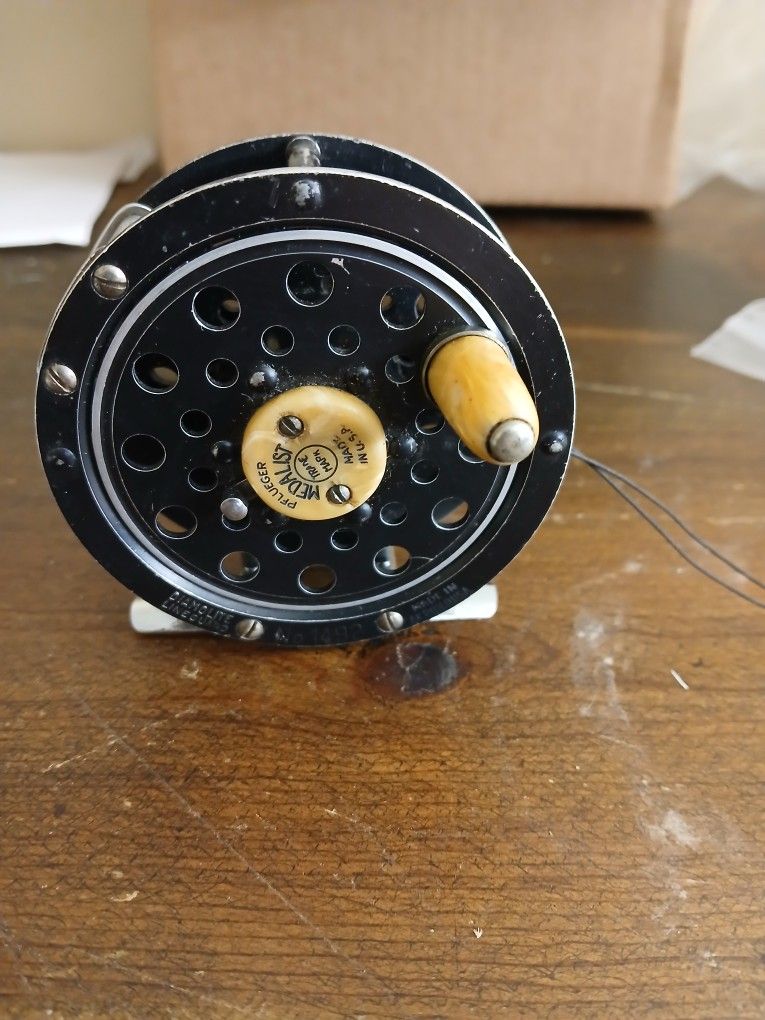 Pflueger Medalist 1492 Fly Fishing Reel. Made in USA.