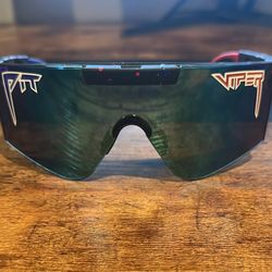 Put Viper Glasses 