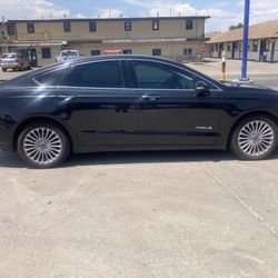 13 Ford Fusion Titanium Hybrid 