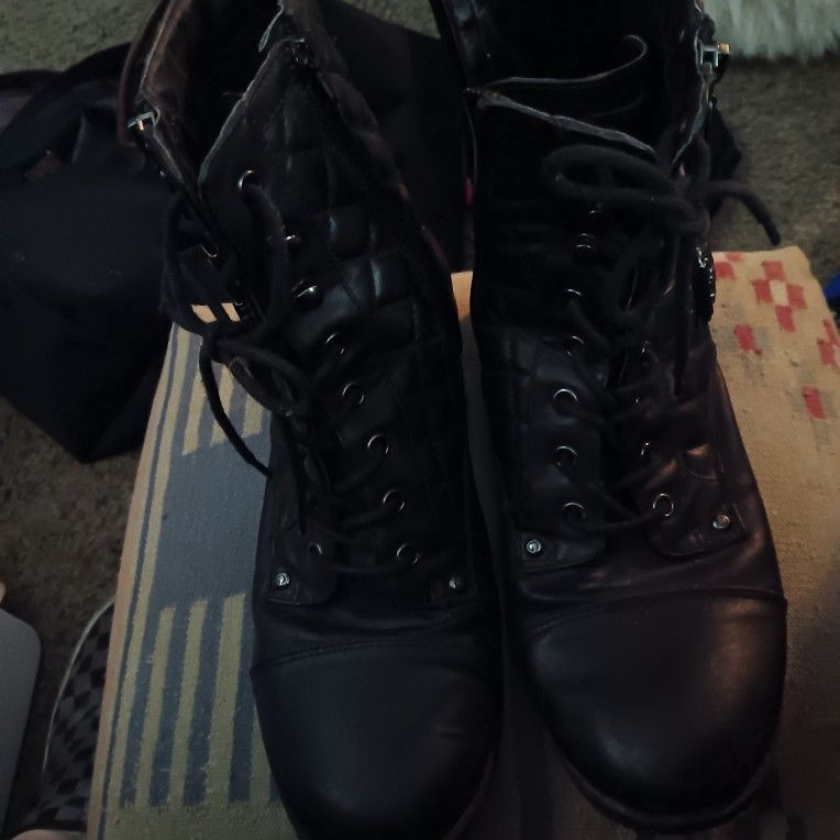 Black Boots 11 M